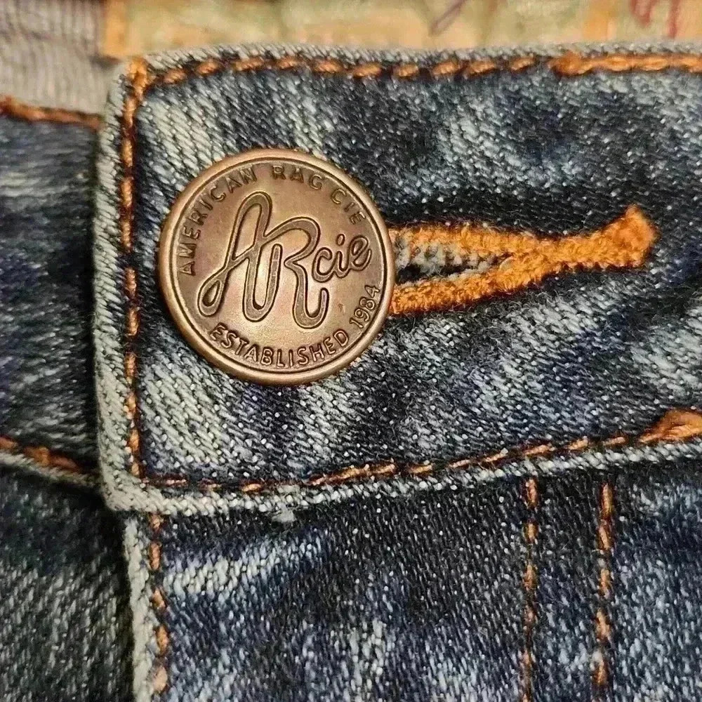 American Rag Short Length Skinny Jeans - Picture 4 of 9